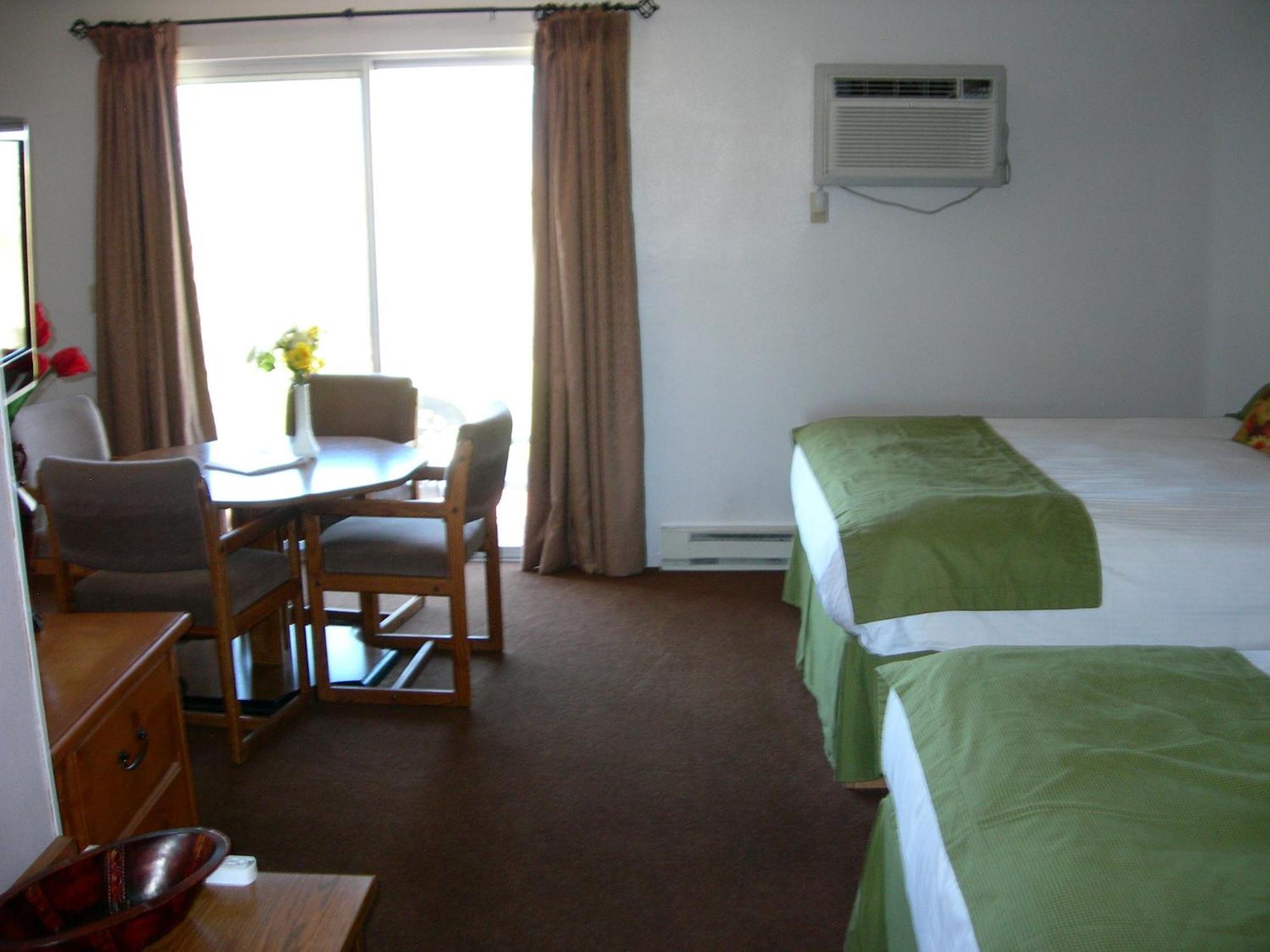 Walker River Lodge Бриджпорт Номер фото
